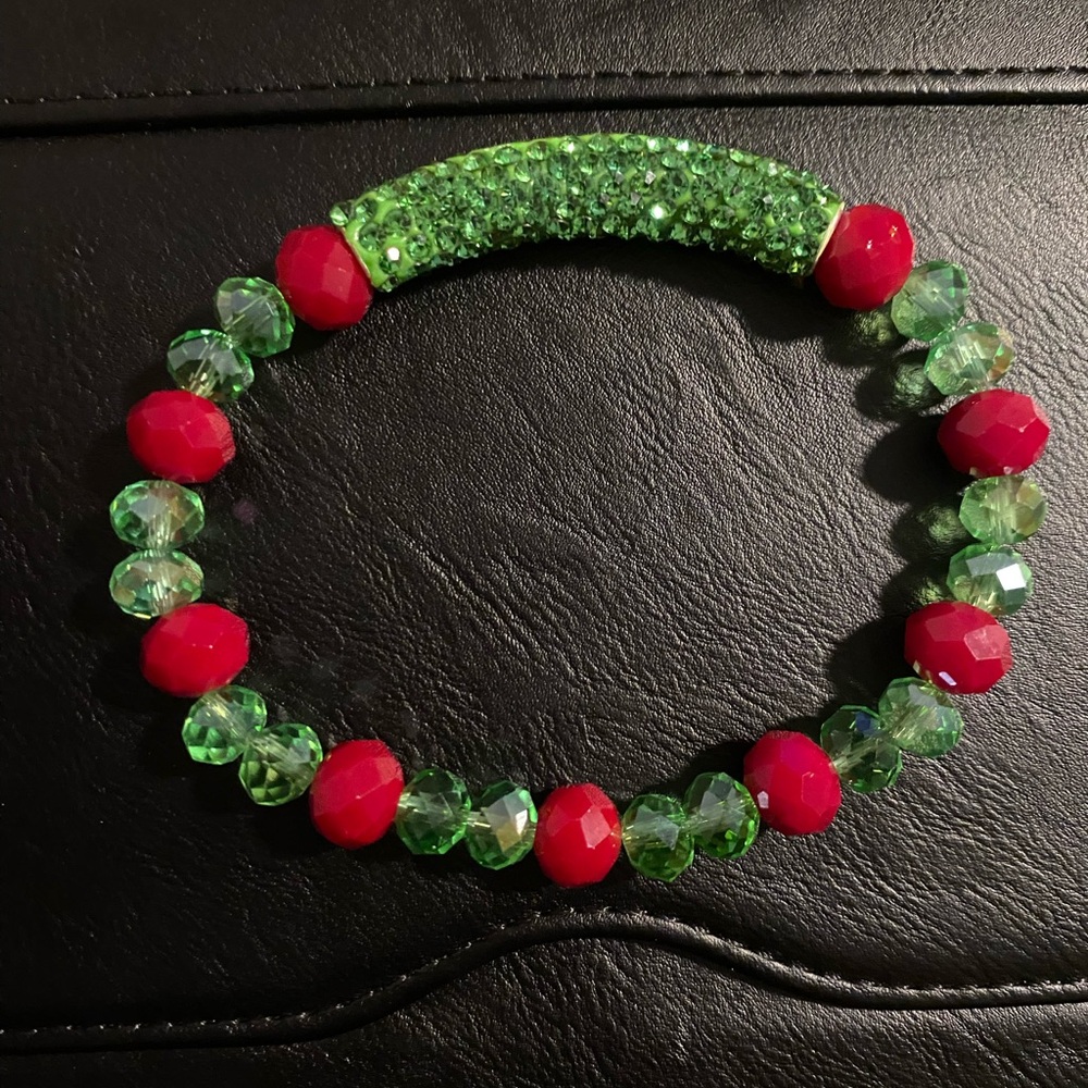 Red & Green Stretchy Bracelet